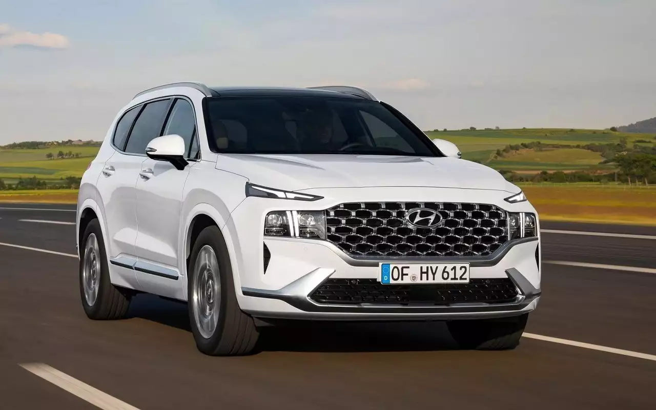 Обновленный Hyundai Santa Fe прошел сертификацию