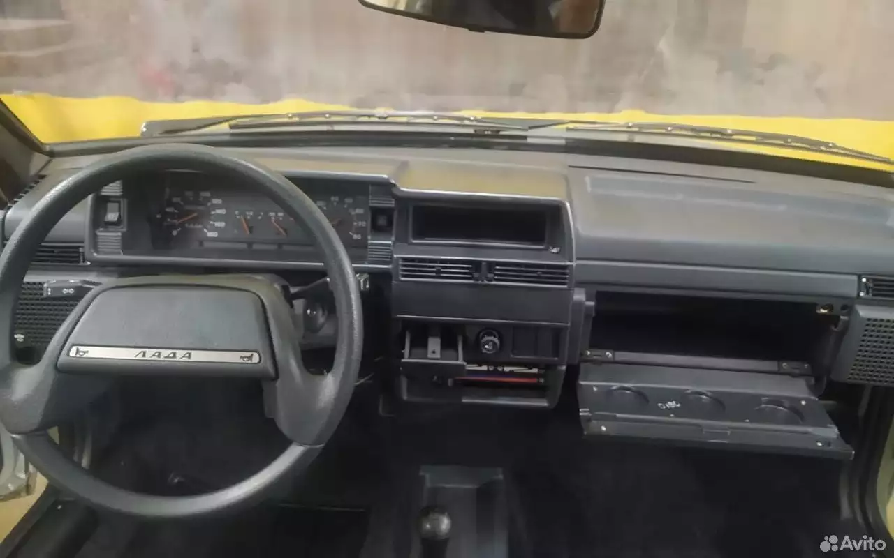 1,5 литра, 78 л.с. и 5МКП – этот автомобиль для тех, кого мучает ностальгия