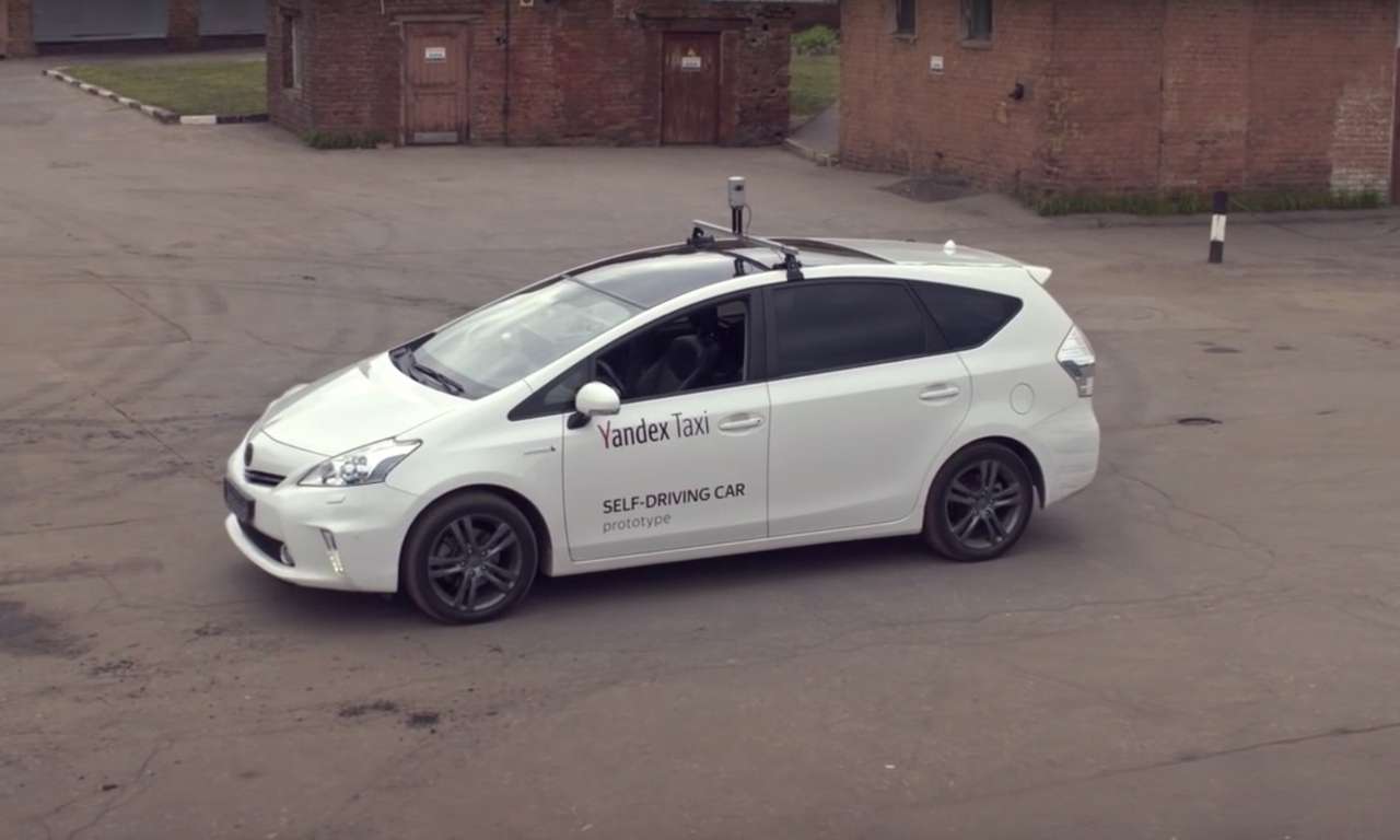 «Яндекс» показал испытания своего первого беспилотного автомобиля