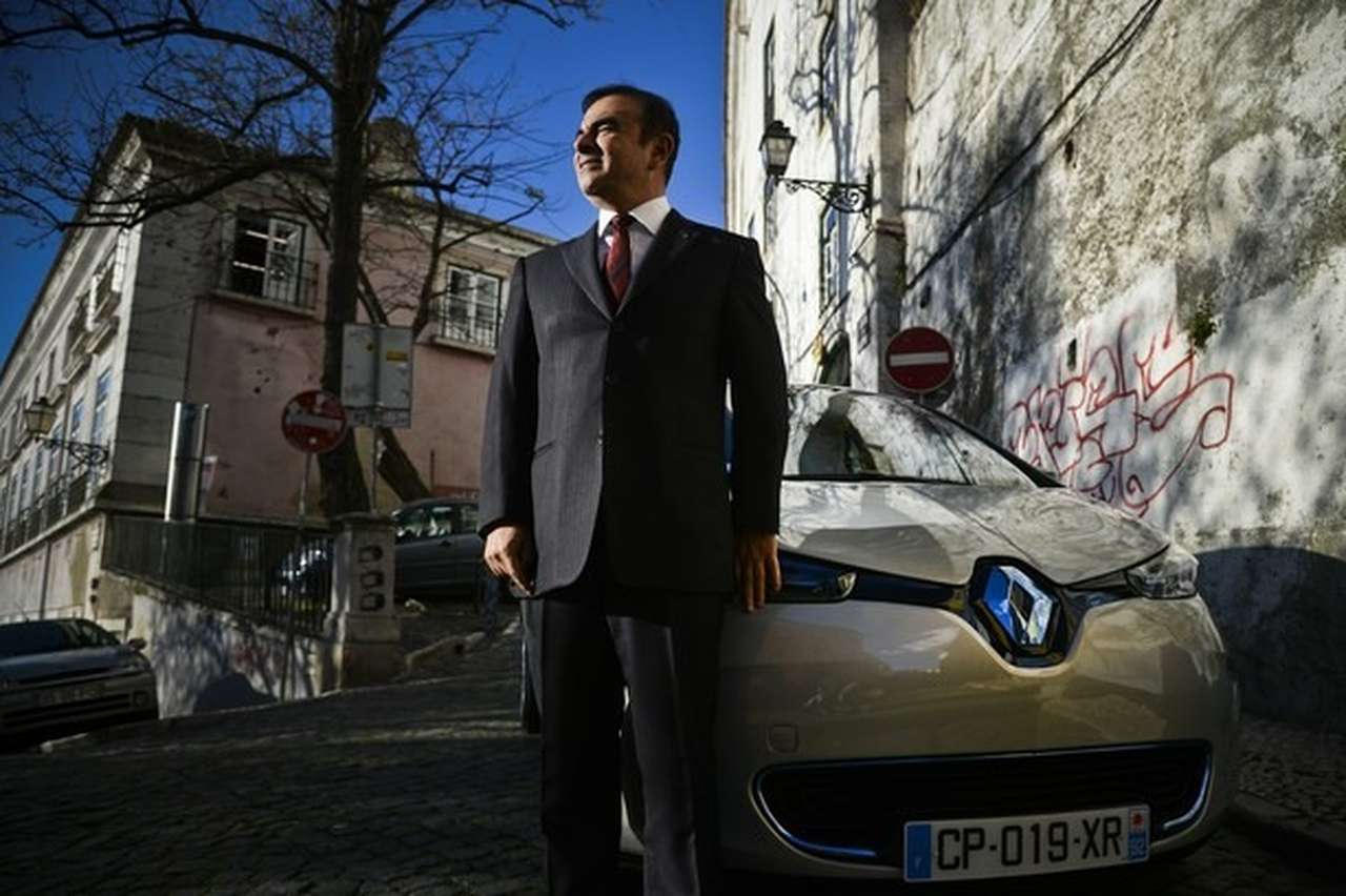 Карлос Гон: самоуправляемые автомобили появятся на дорогах в 2018 году