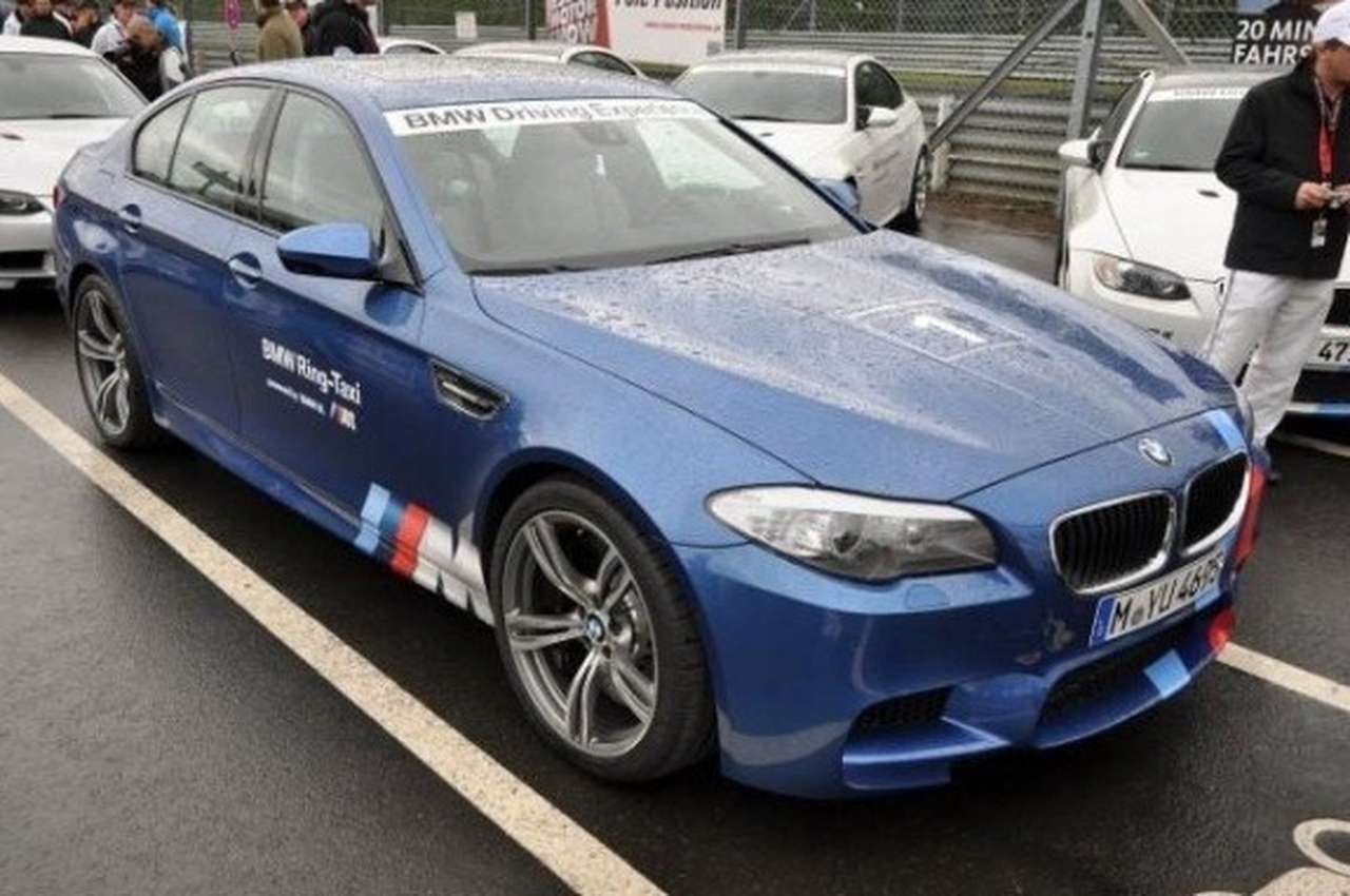 BMW M5 стал новым «ринг-такси»