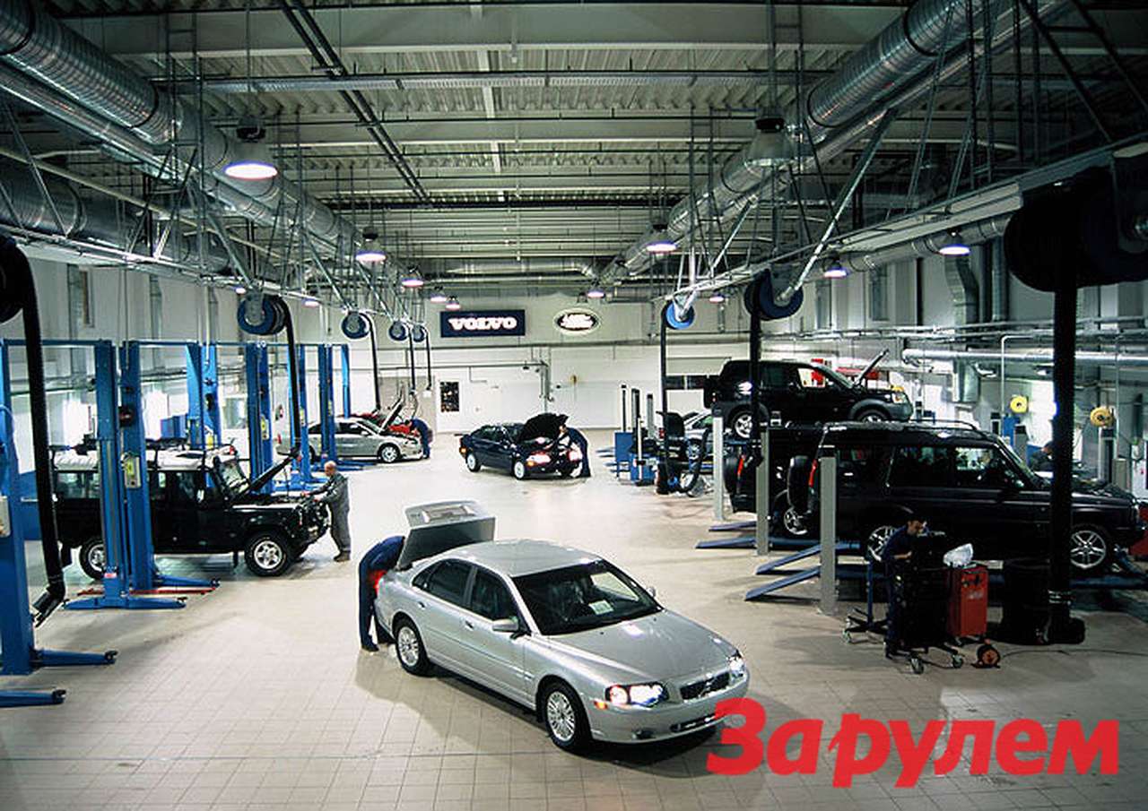 Яркие краски осени с брелоками Volvo