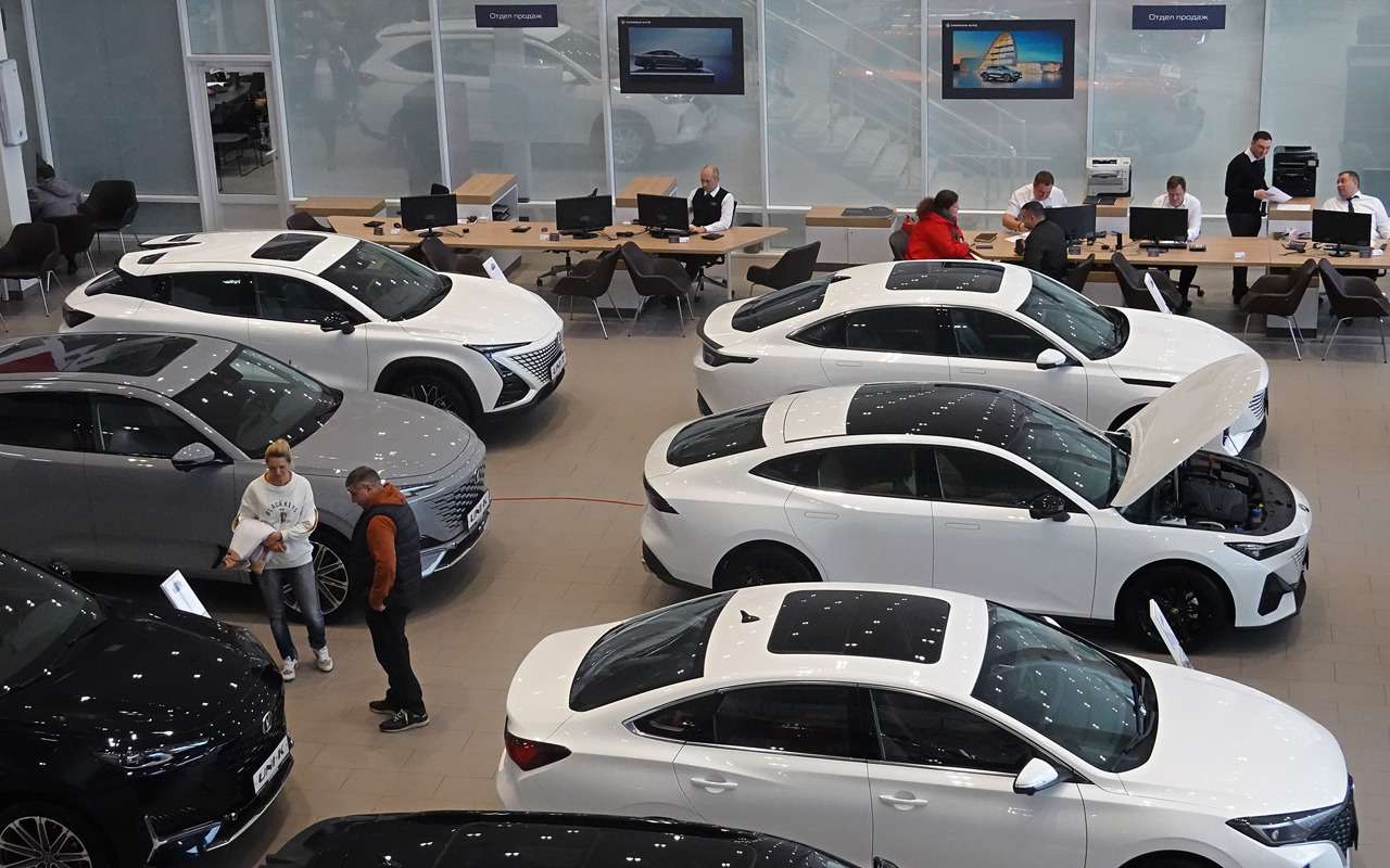 Реальность 2024: почему покупателям не стоит надеяться на снижение цен на авто