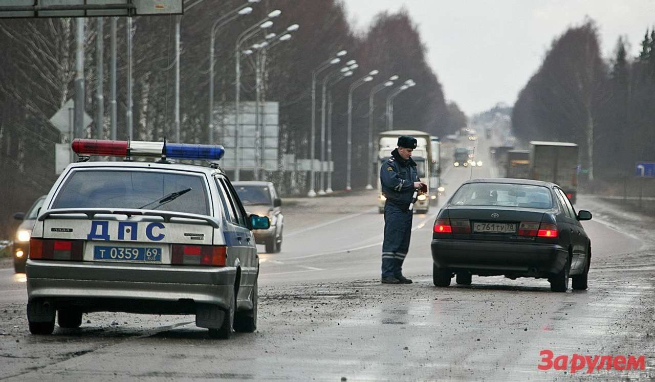 Депутаты: снятие номеров с автомобилей надо отменить