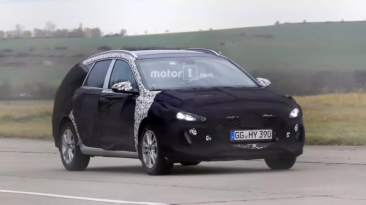 Универсал Hyundai i30: конкуренты Peugeot и Skoda недосягаемы