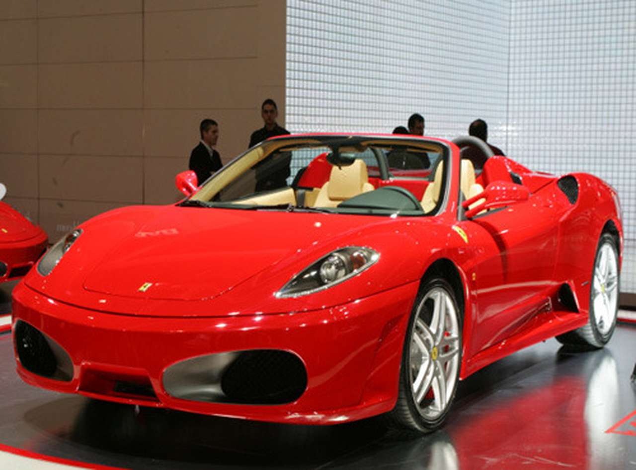 В США запретят продавать Ferrari F430