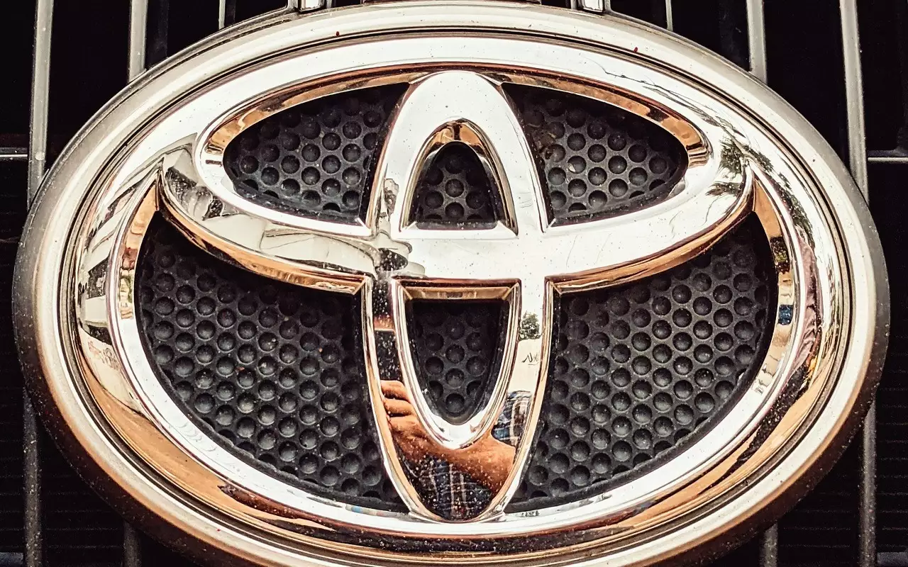 Toyota анонсировала новый двигатель мощностью до 600 лошадиных сил