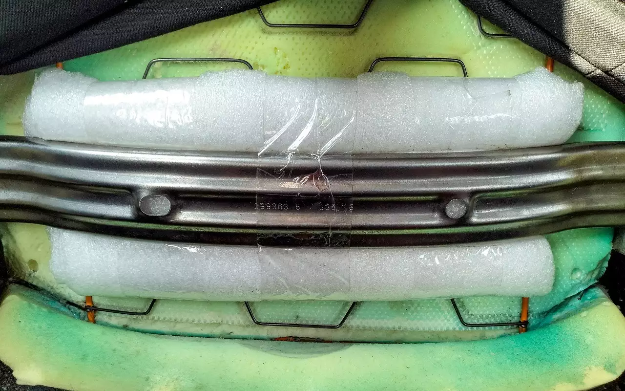 Дополнительный упор для поясницы в автомобильном кресле можно изготовить своими руками и без особых усилий.