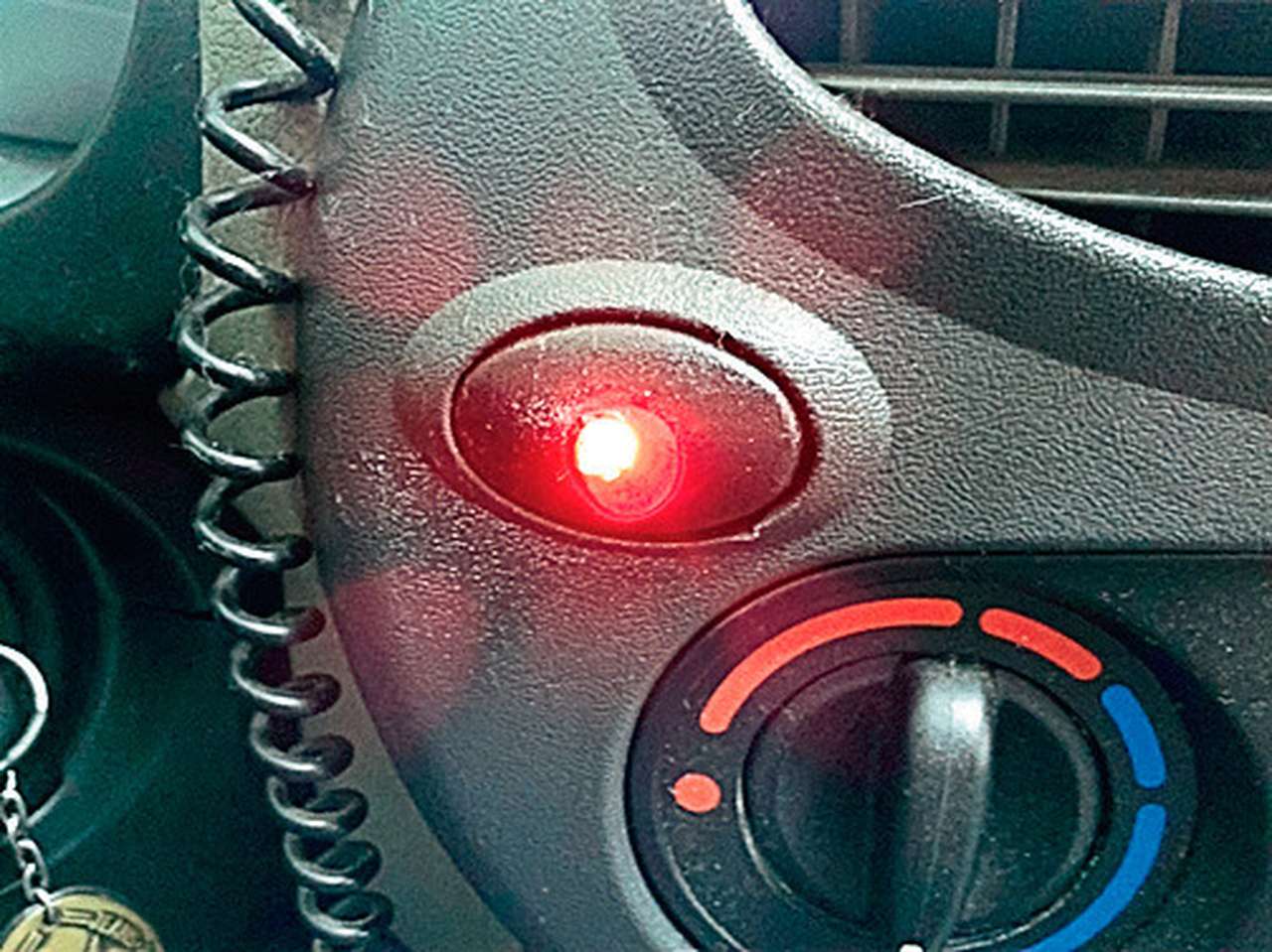 Советы бывалых: боремся со сквозняком в автомобиле, защищаем замки, меняем жидкость ГУРа 