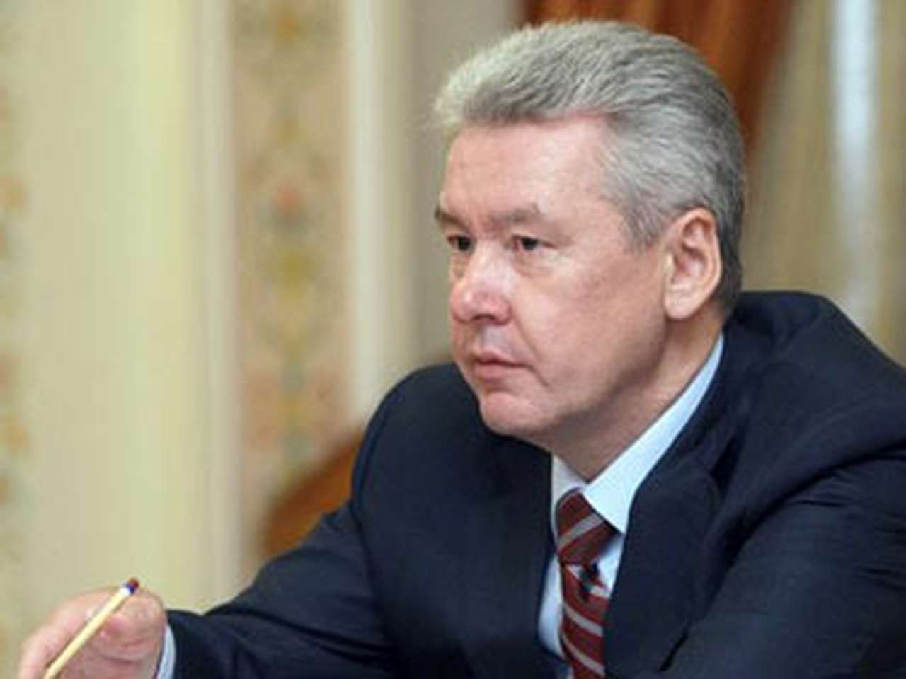  Собянин: автобусы по выделенкам должны ходить через 3-5 минут