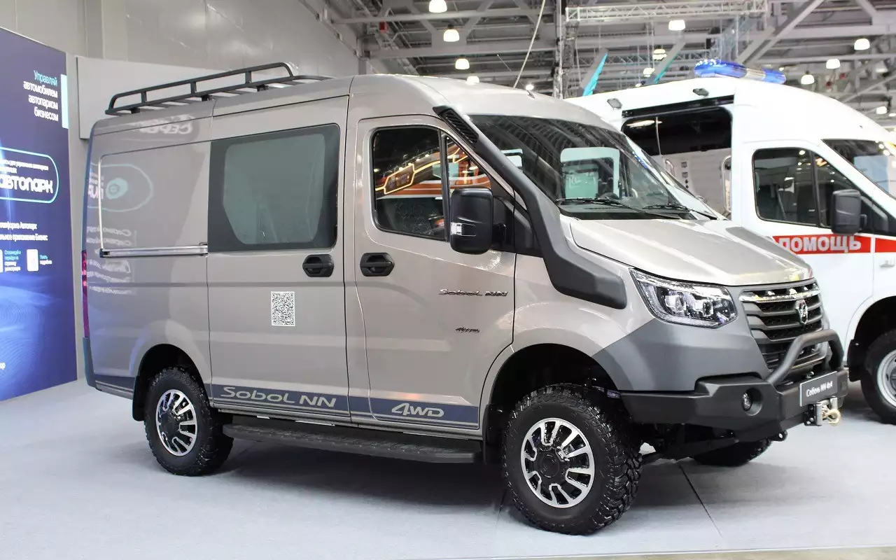 Защита, лебедка, блокировки — новая версия Соболя 4WD!