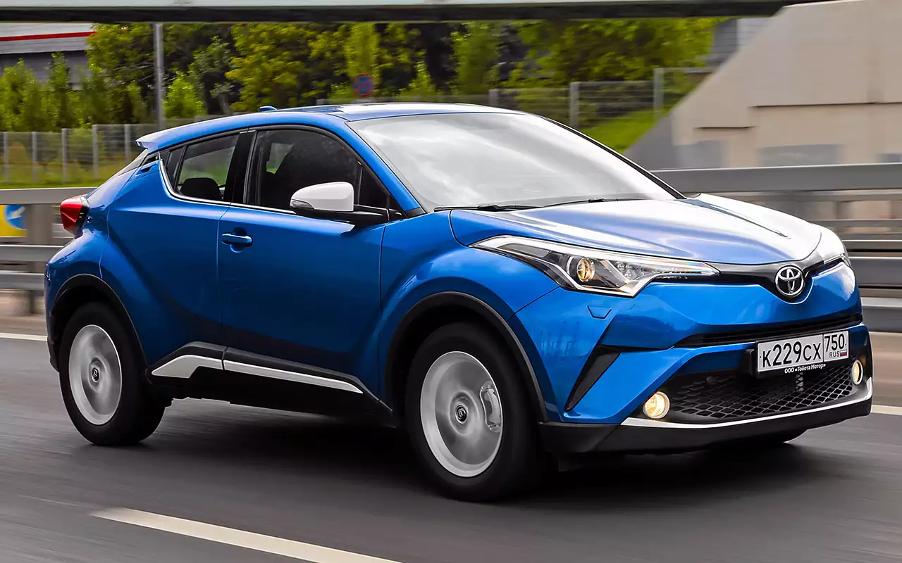 Кроссоверы тойота. Toyota Chr в Японии. Toyota Chr 2021 из Японии. Тойота Chr 2003. Тойота Crossover.