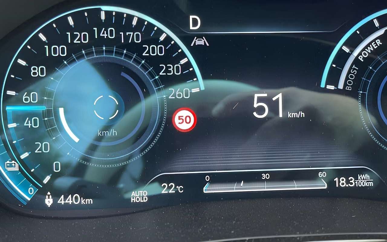 Не гуди! Это средство безопасности часто сбоит и поэтому бесит водителей