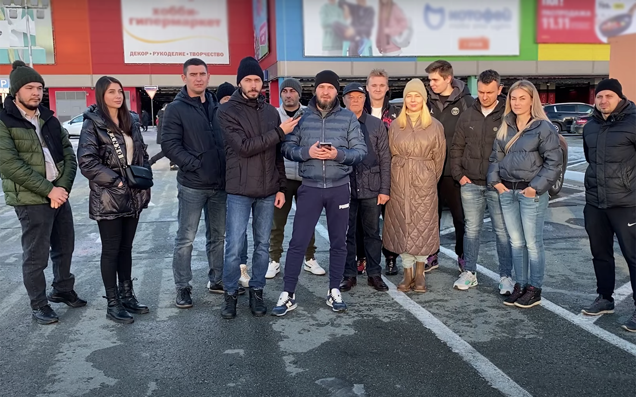 Жители Екатеринбурга записали видеообращение к президенту с просьбой отсрочить повышение утильсбора