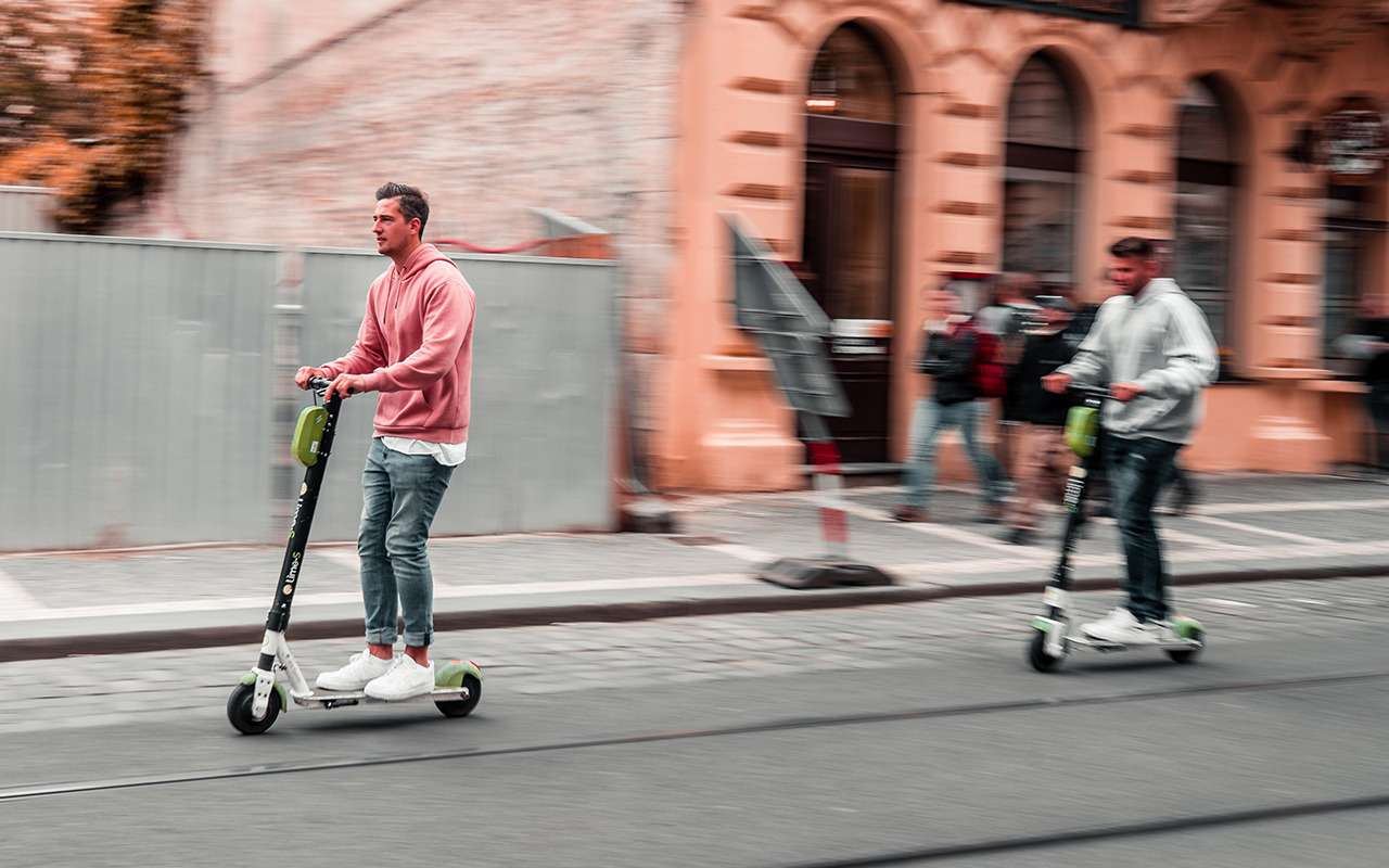 Нарушителей на электросамокатах будет вычислять нейросеть