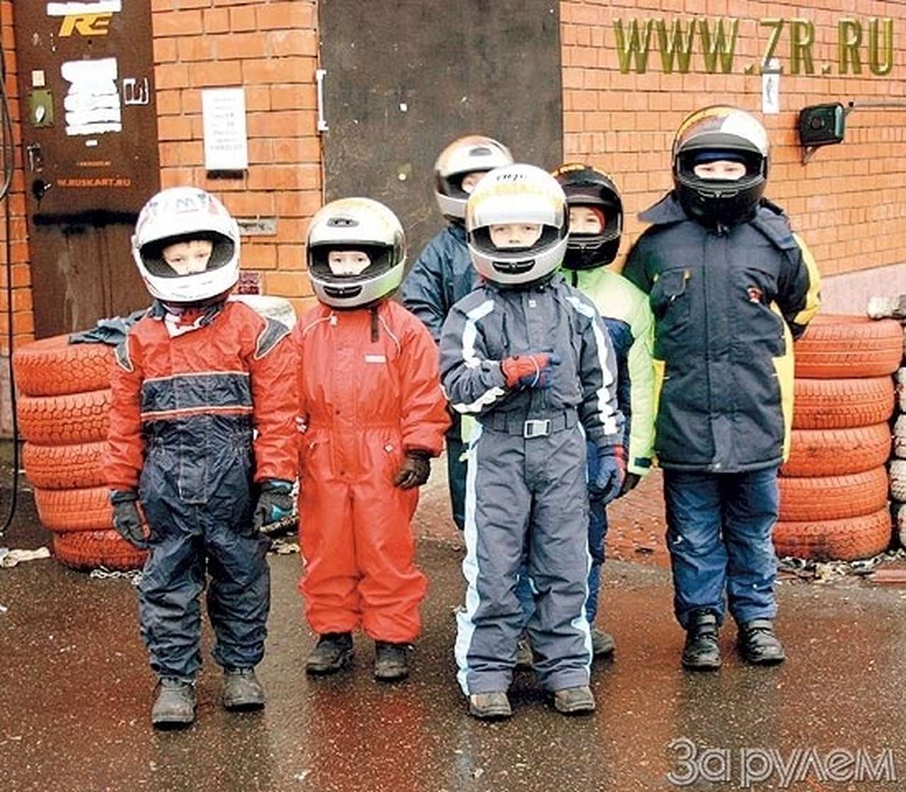 Потому, потому что мы ПИЛОТы!