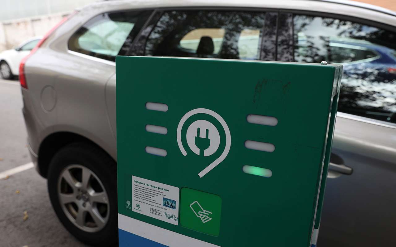Для электрокаров и машин на газе хотят отменить транспортный налог