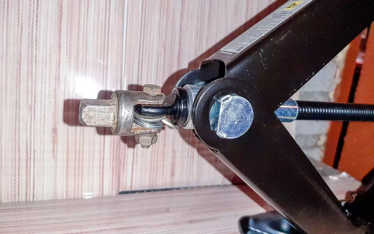 Домкрат готов к работе