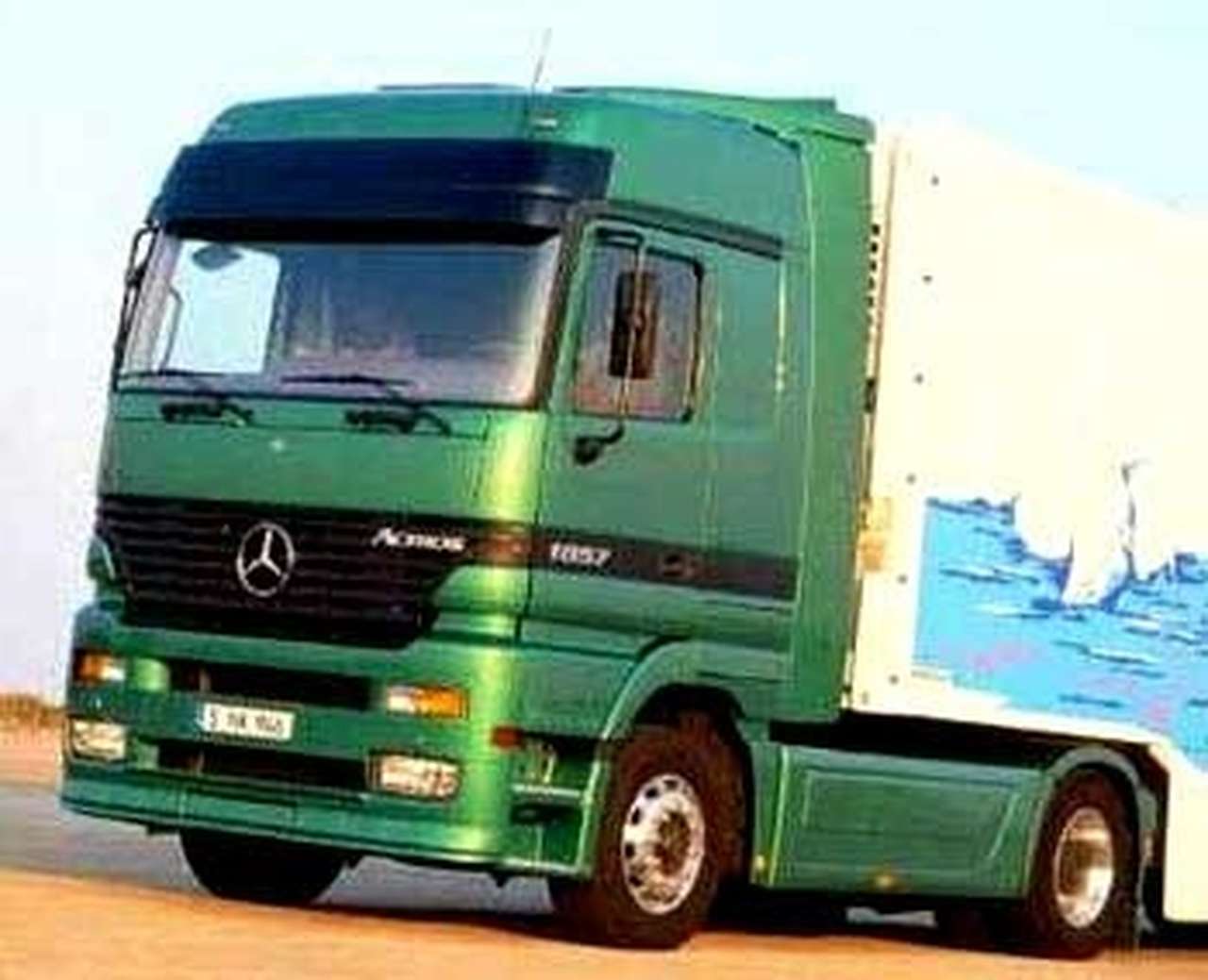 DaimlerChrysler нанимает 2700 человек