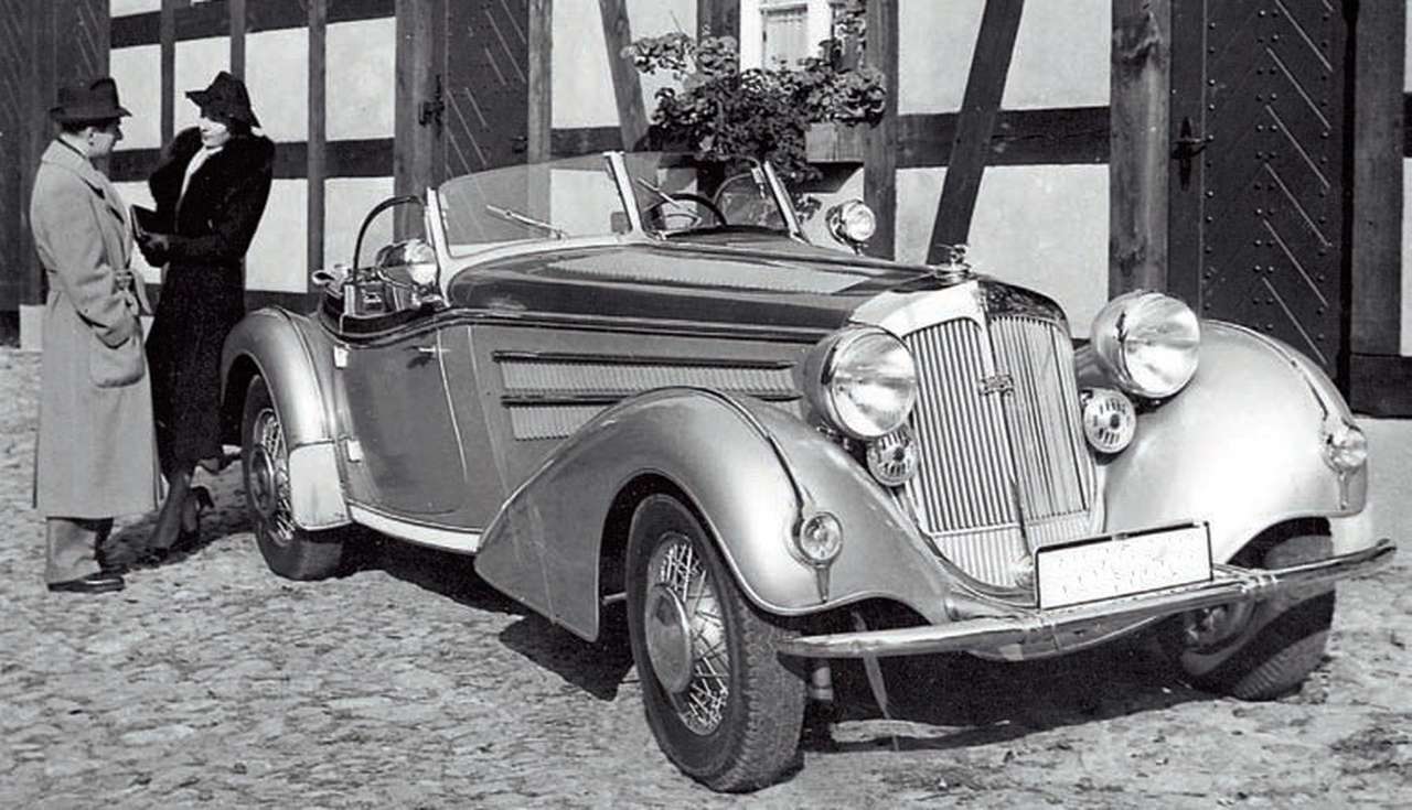 Из гаража Януковича пропал Horch 855 Special Roadster за 2 млн евро