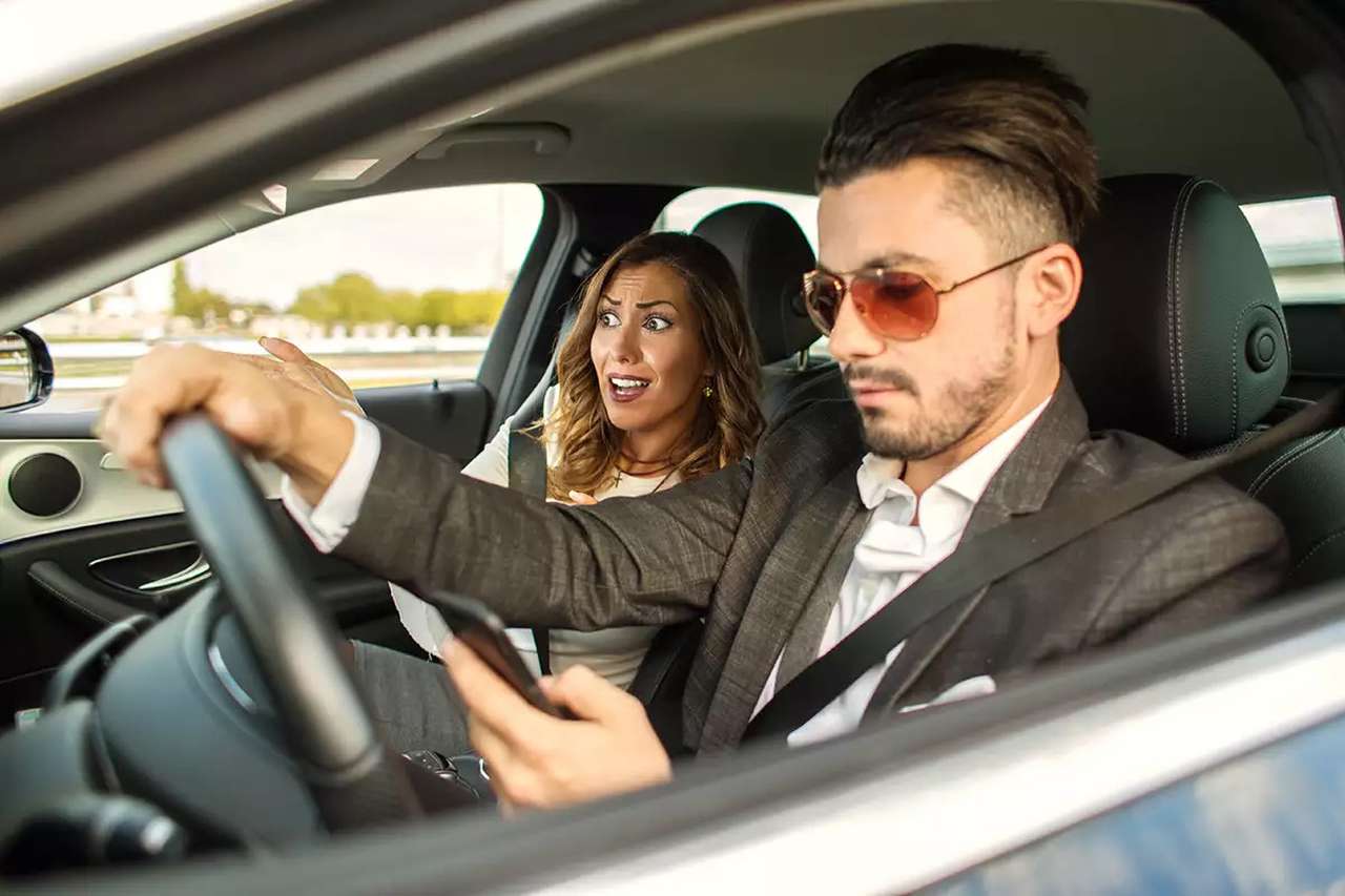 Штраф за использование смартфона: можно ли избежать?