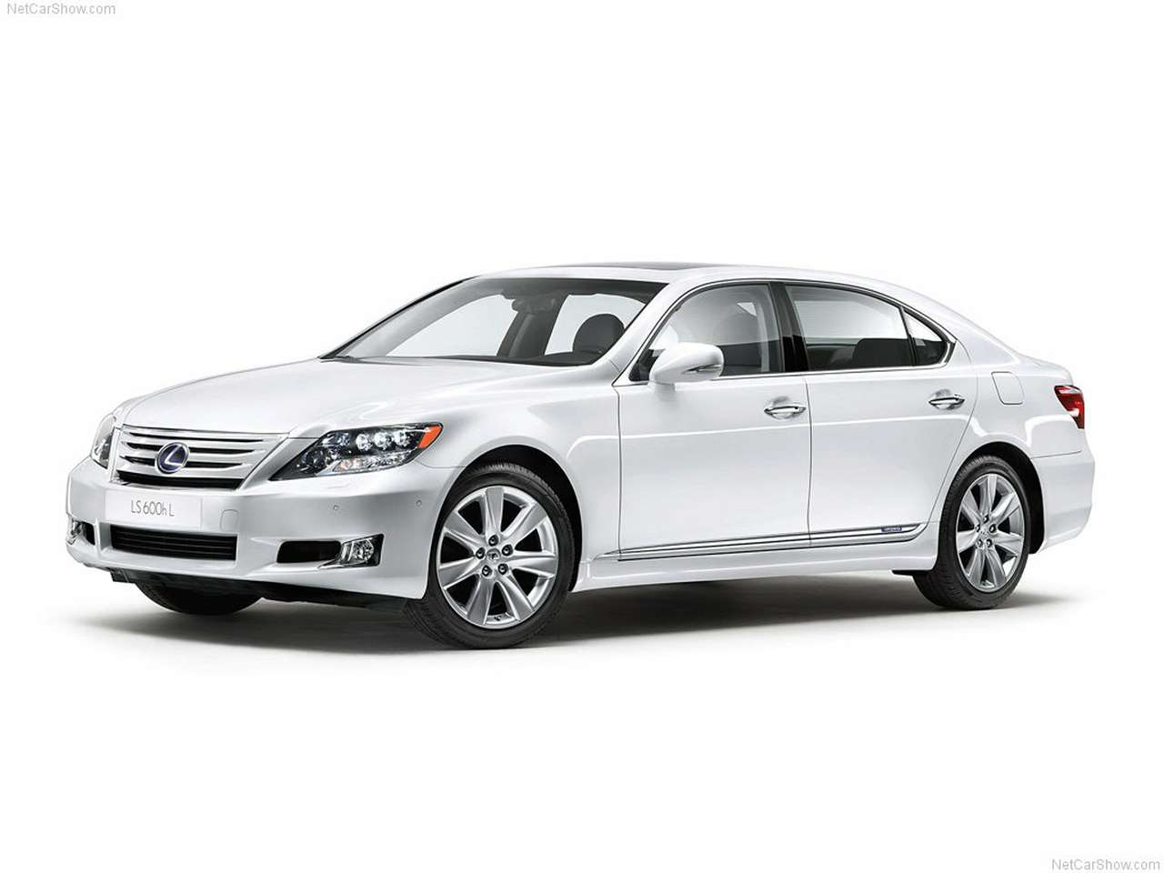 Lexus LS 600 H