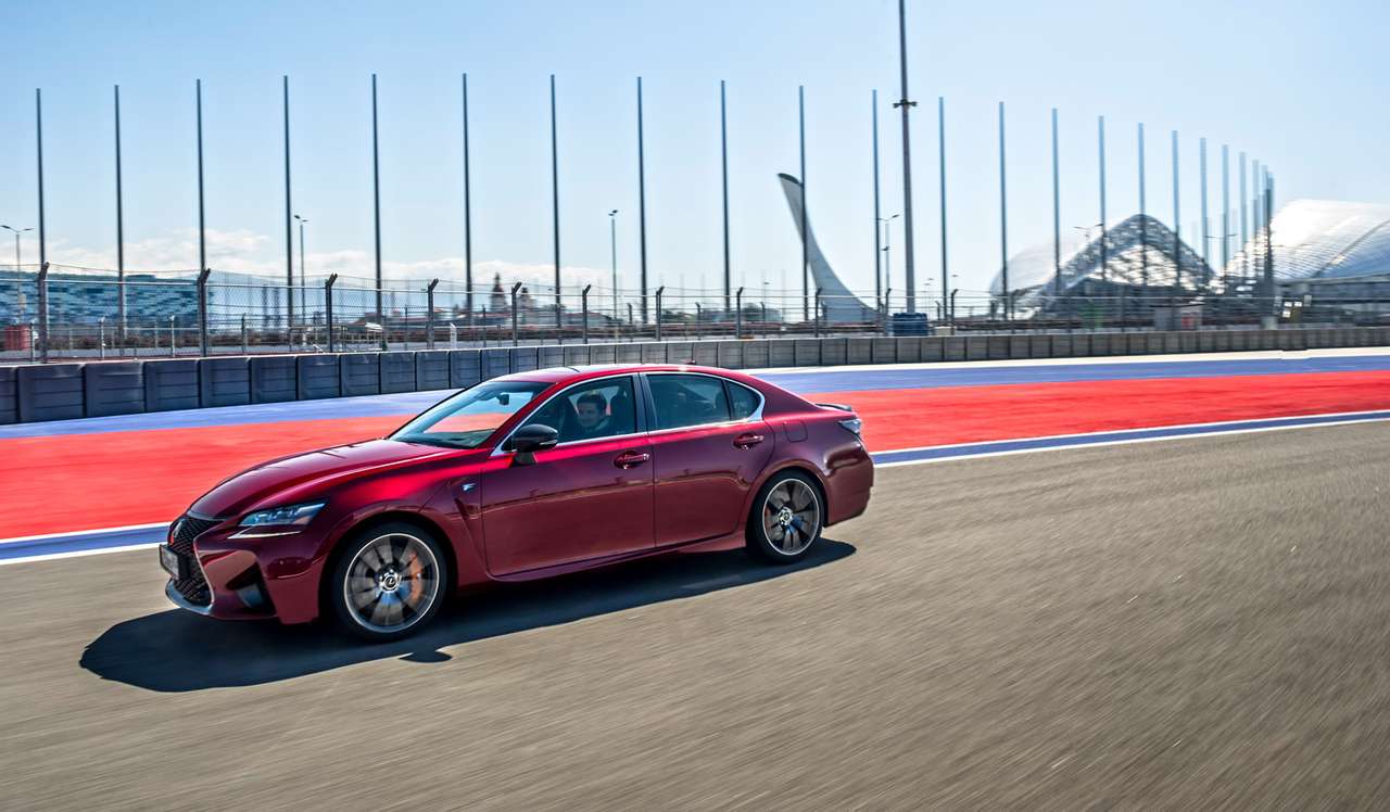 Тест Lexus GS F: обойдемся без пульсометра