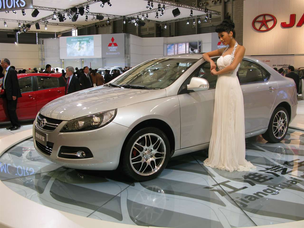 «Богдан» готовится собирать седаны JAC