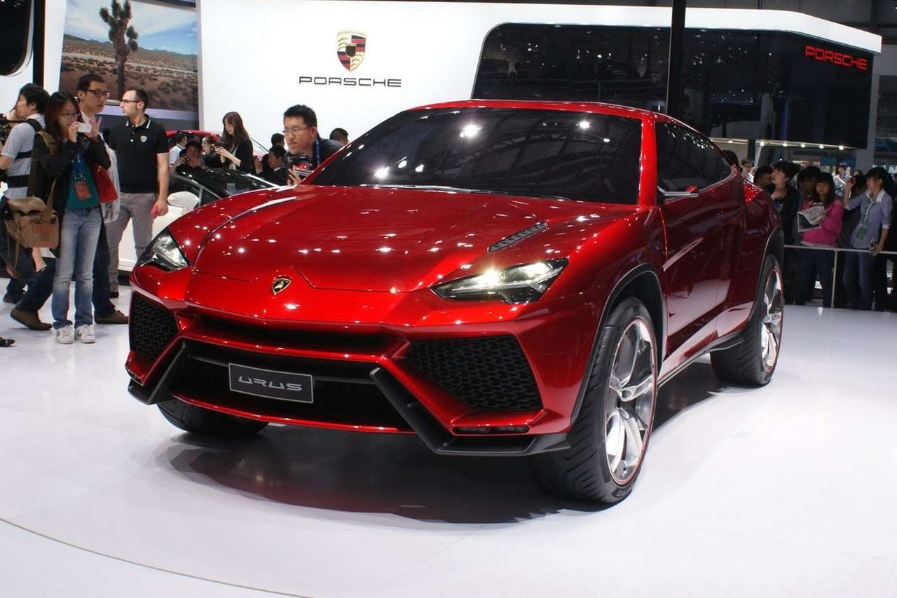Над кроссовером Lamborghini нависла угроза