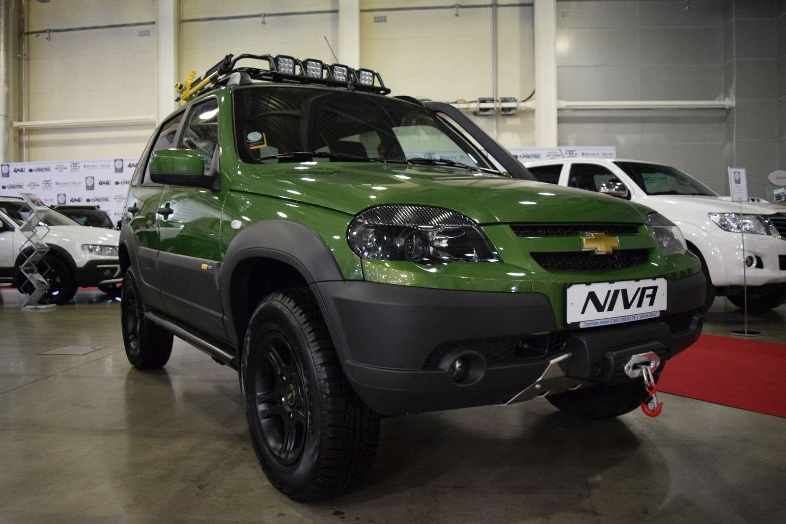 Завод нивы шевроле. Внедорожный обвес Шевроле Нива. Chevrolet Niva Bertone Edition. Внедорожный тюнинг Шевроле Нива. Новая Нива Шевроле 2020.