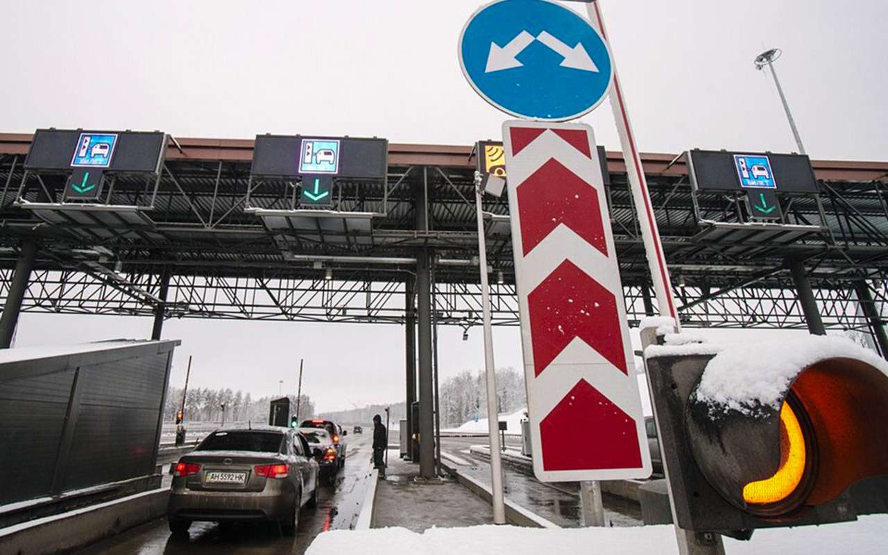 Платные дороги станут бесплатными: кого это коснется
