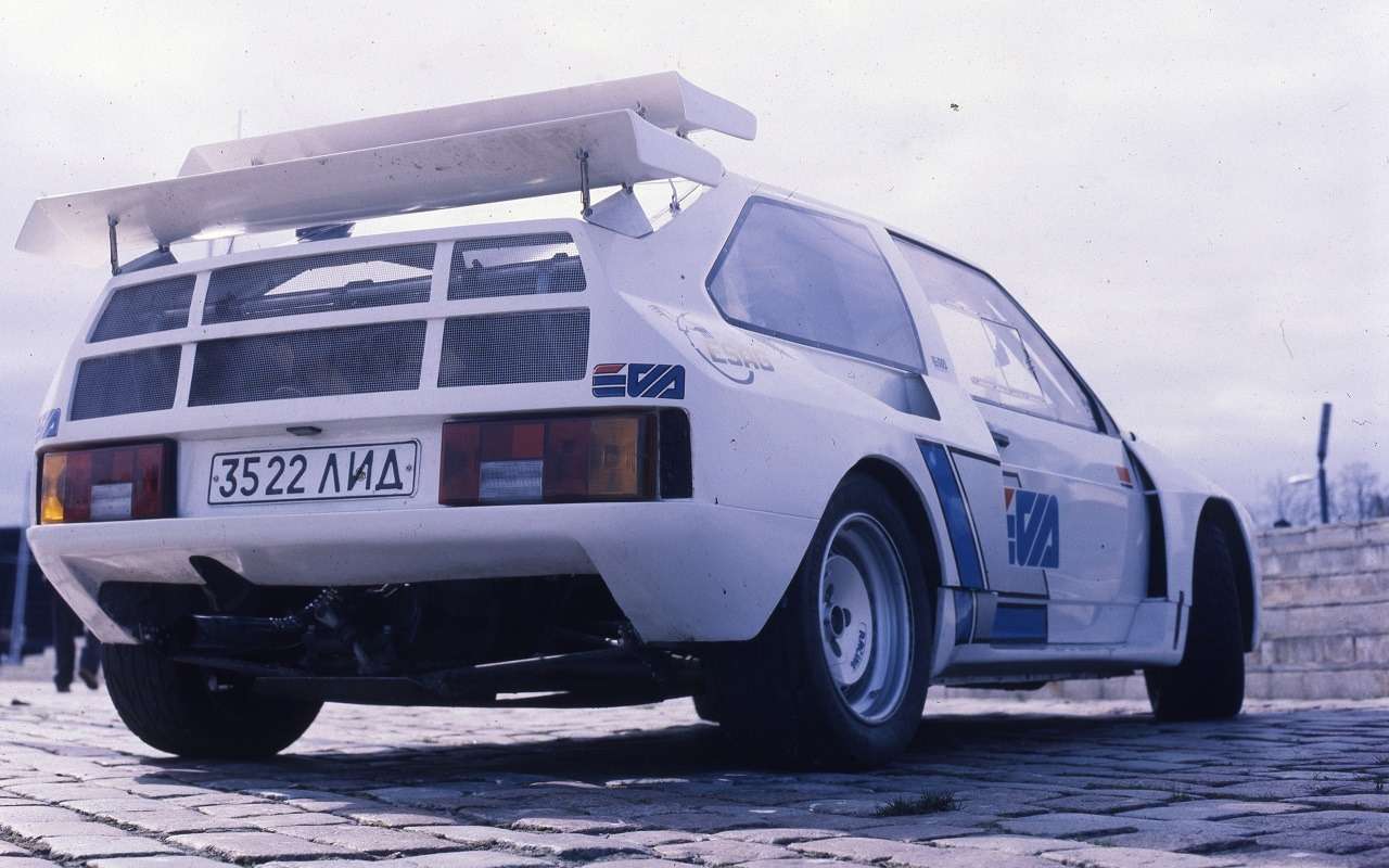 Литовская Lada EVA имела привод на задние колеса.