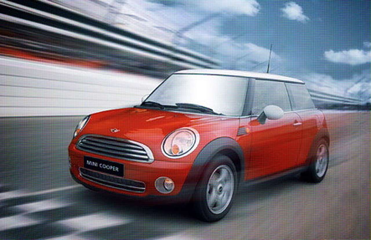 BMW отзывает свыше 235 000 Mini
