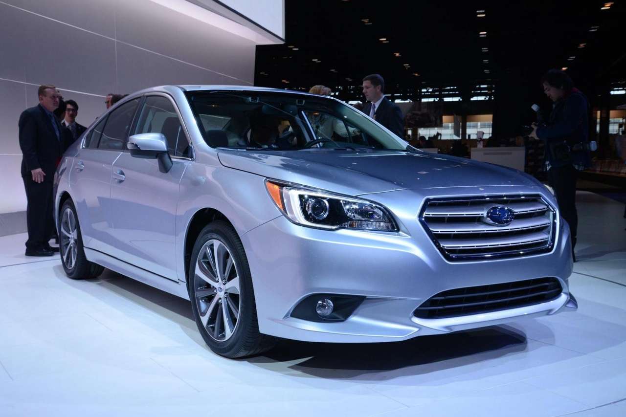 Новый седан Subaru Legacy показался в Чикаго