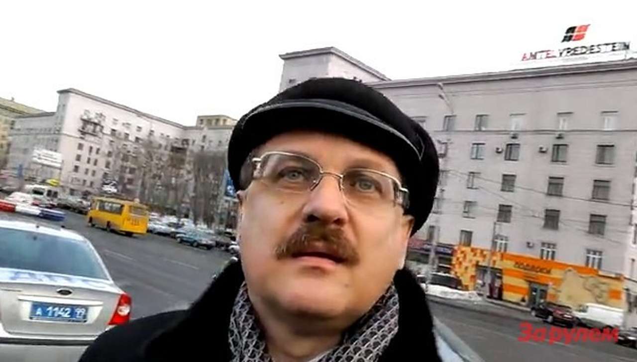 Ехавший по встречке депутат Мосгордумы не понял, за что его остановили