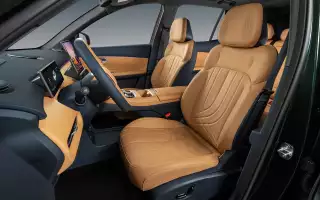 Интерьер Geely EX5 EM-i
