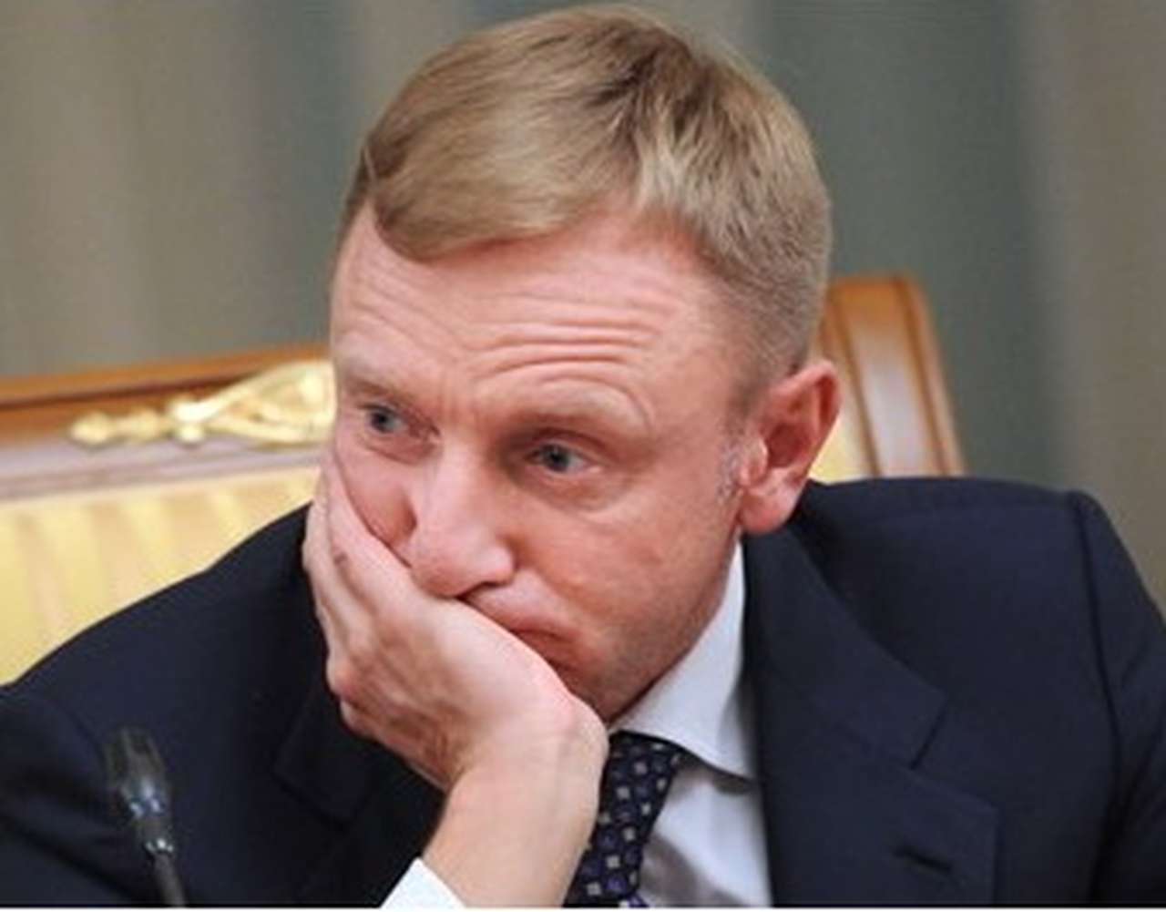 Министр Ливанов публично отрекся от «мигалки», но продолжает с ней ездить