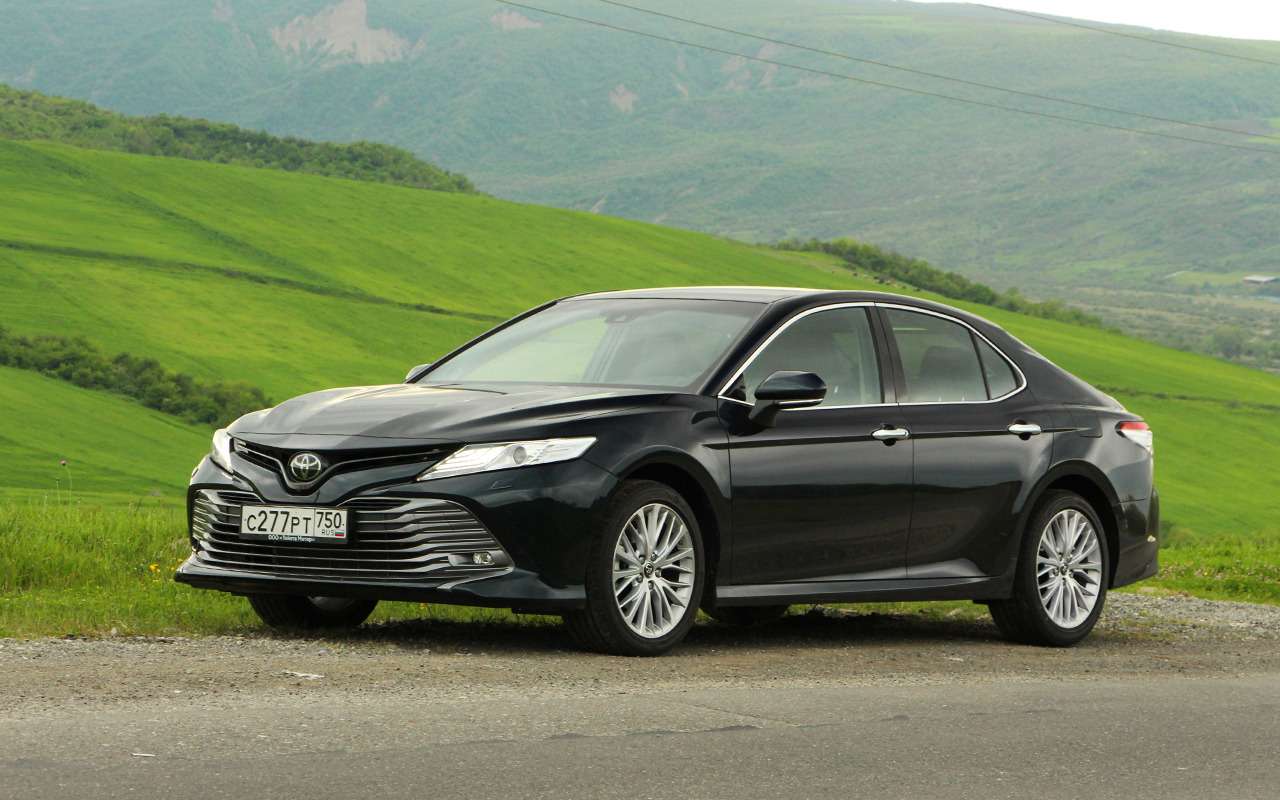 Camry xv70. Toyota Camry xv70 2017. Toyota Camry xv70 Sport. Камри 3.5 2022. Toyota Camry 2023.