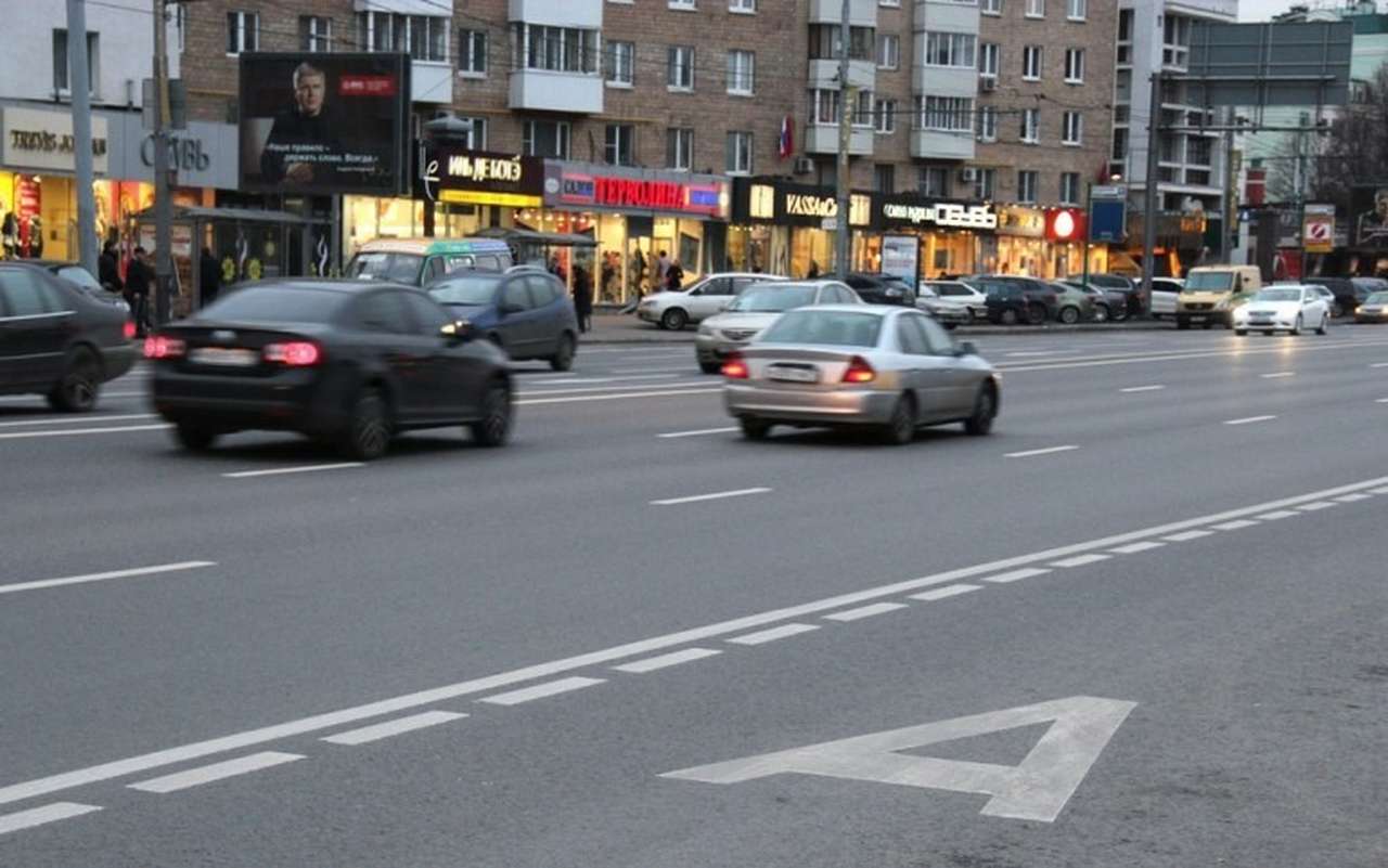 До конца года в Москве организуют еще 20 км «выделенок»