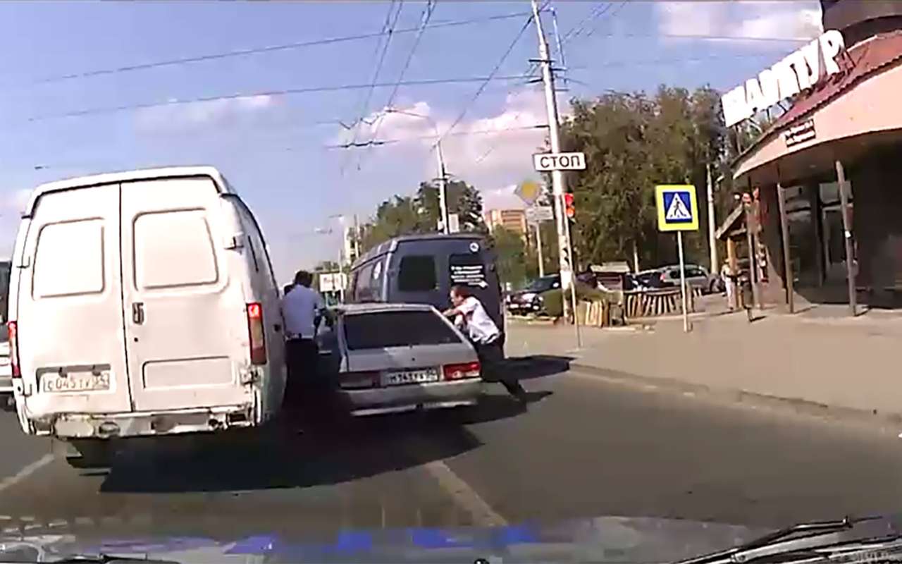 Погоня за пьяным водителем в Волгограде привела к нескольким ДТП