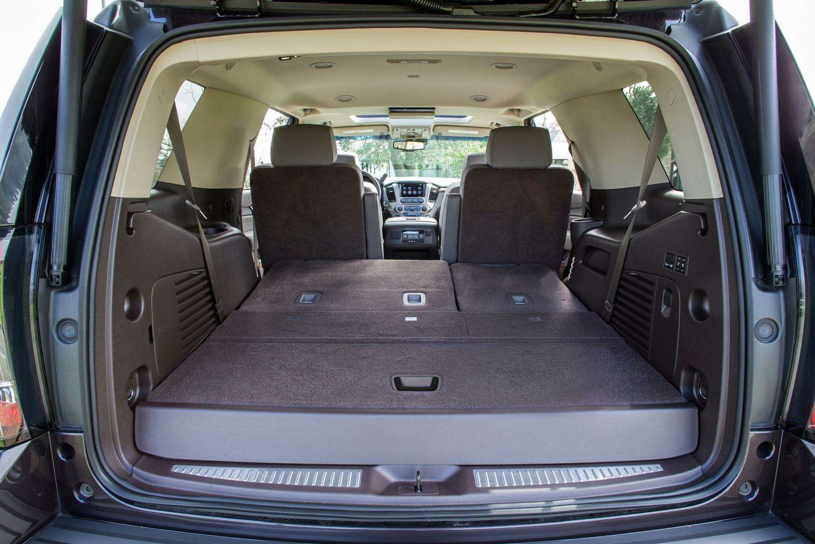 Внедорожники с ровным полом в багажнике