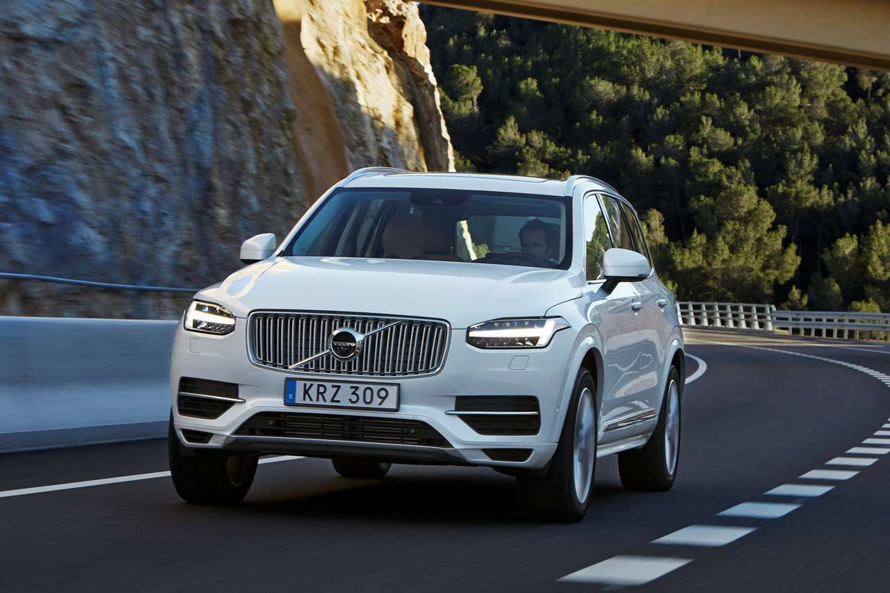 Volvo XC90 T8 стал мощнее и экономичнее еще до старта продаж