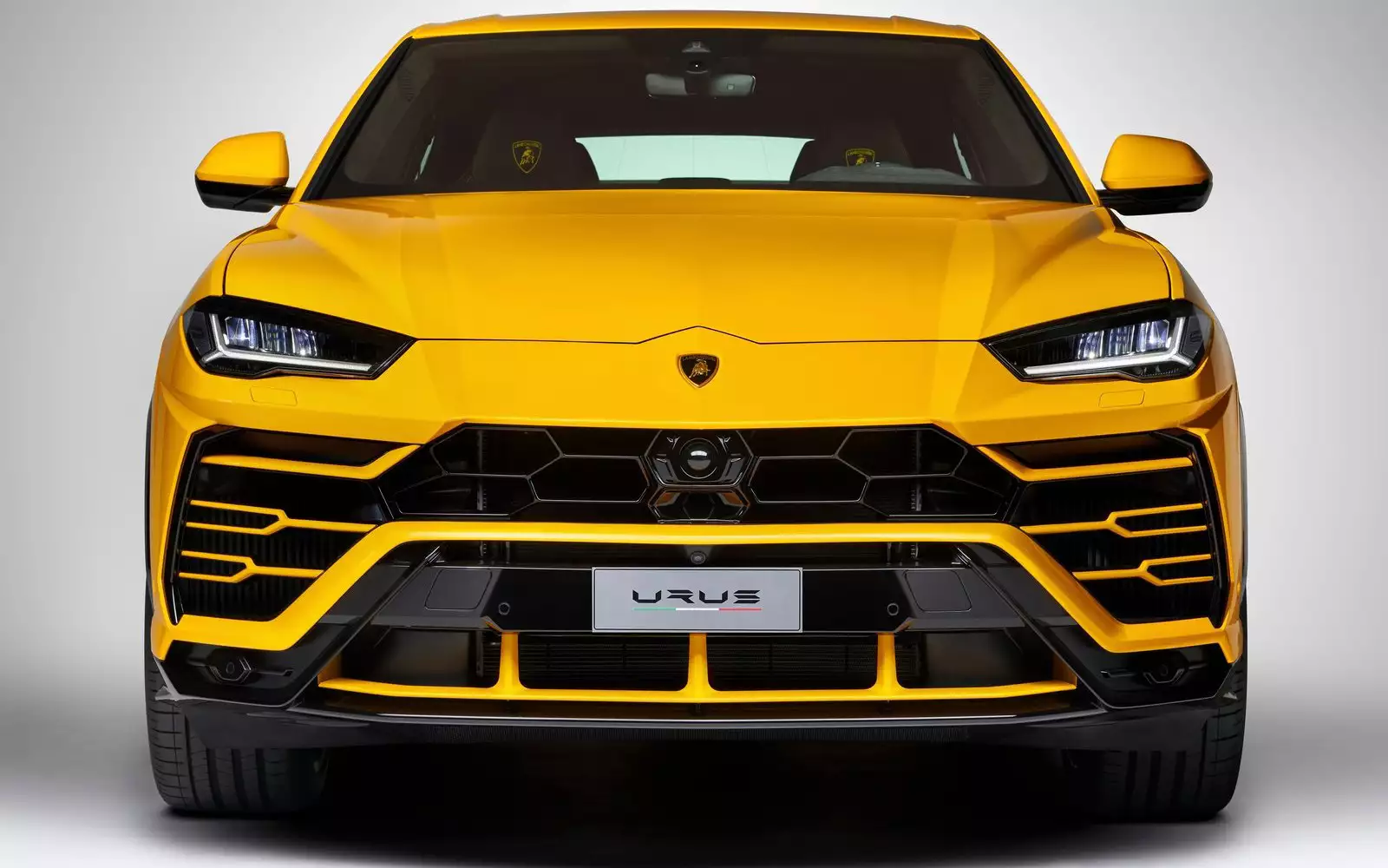 Lamborghini урус фото