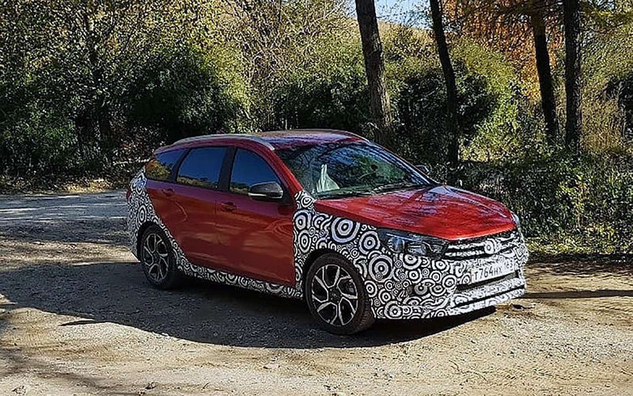 Lada Vesta SW Sport: первые видеокадры с дорожных тестов