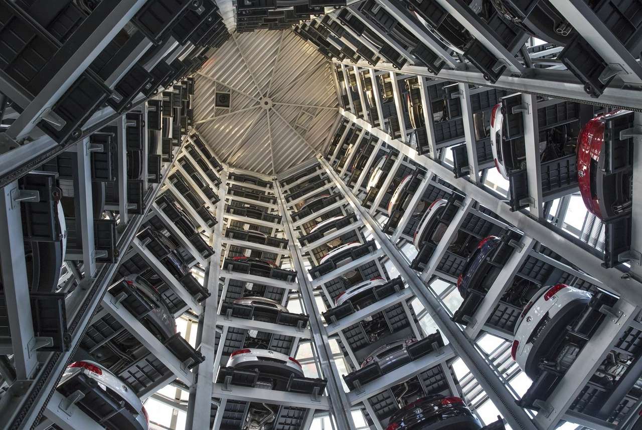 Россияне стали делать выбор в пользу подержанных автомобилей