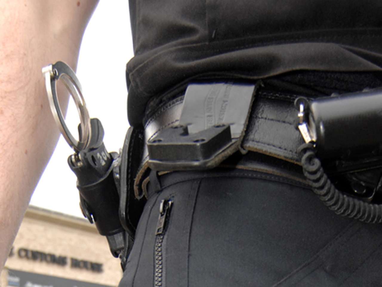 Расстрел безоружного водителя запечатлел регистратор (ВИДЕО)