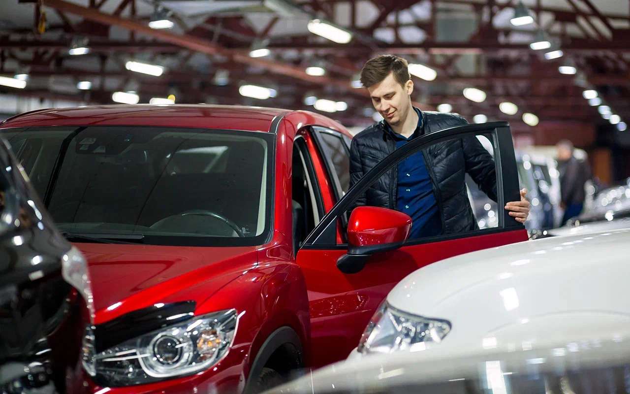 Названы самые экономичные кроссоверы Toyota