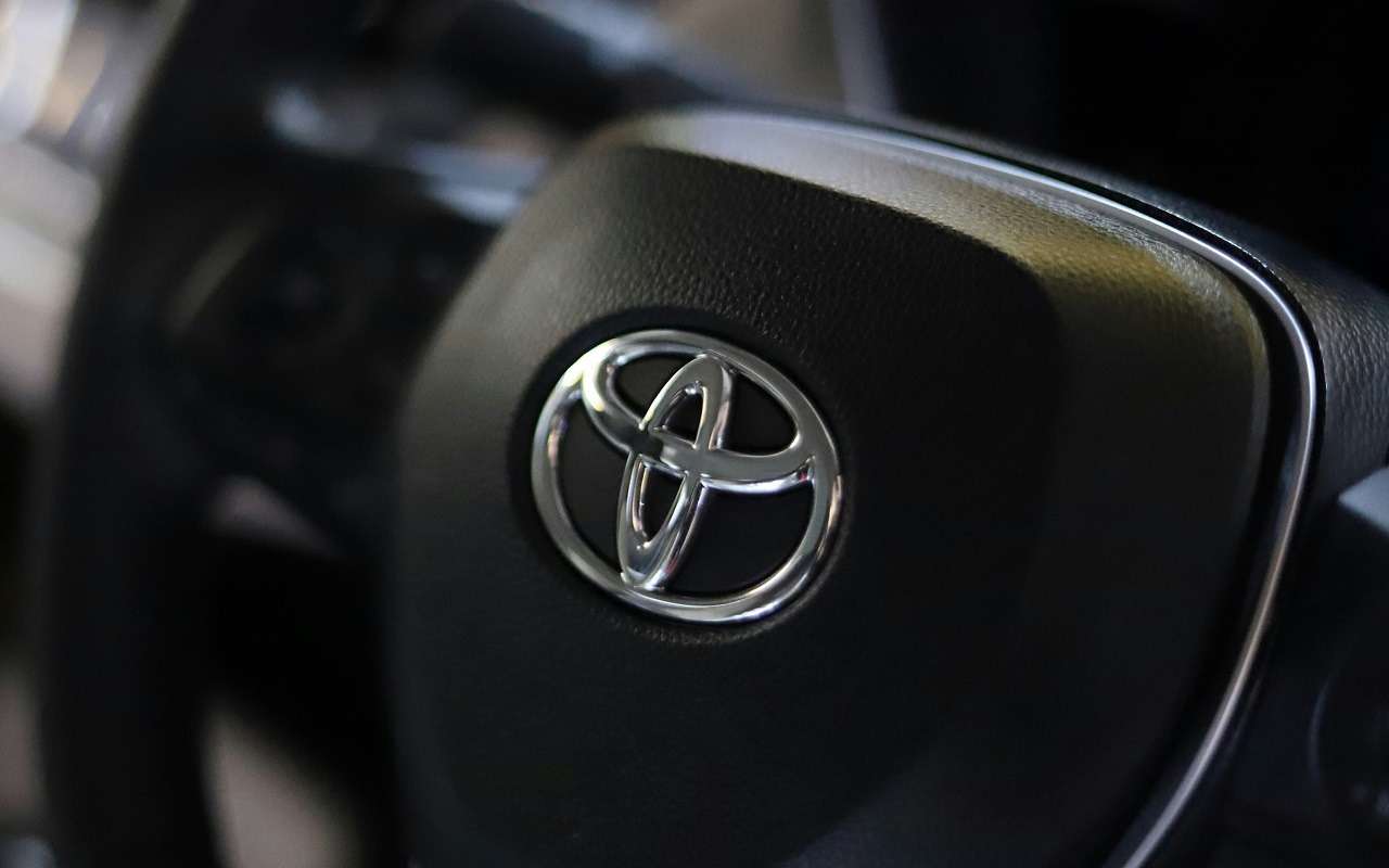 Toyota возродит легендарное спортивное купе: появились первые изображения