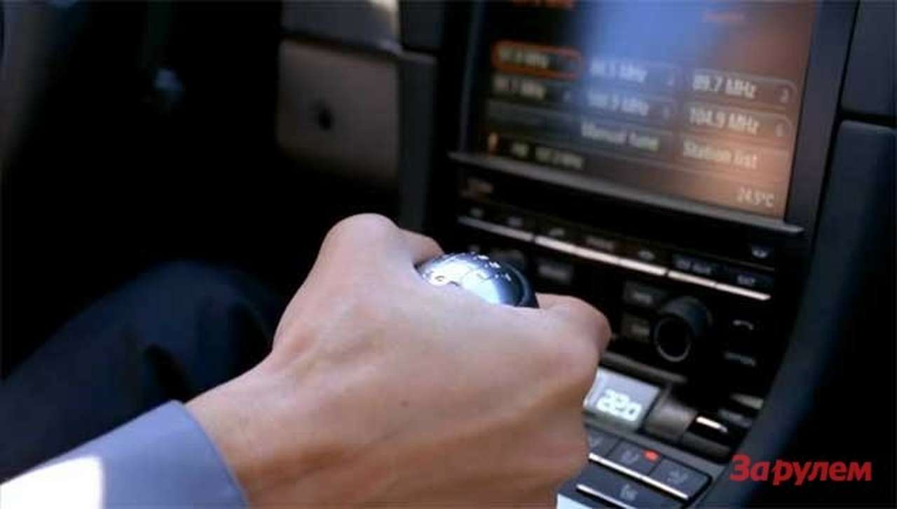 Porsche показала 7-ступенчатую МКП на новом 911
