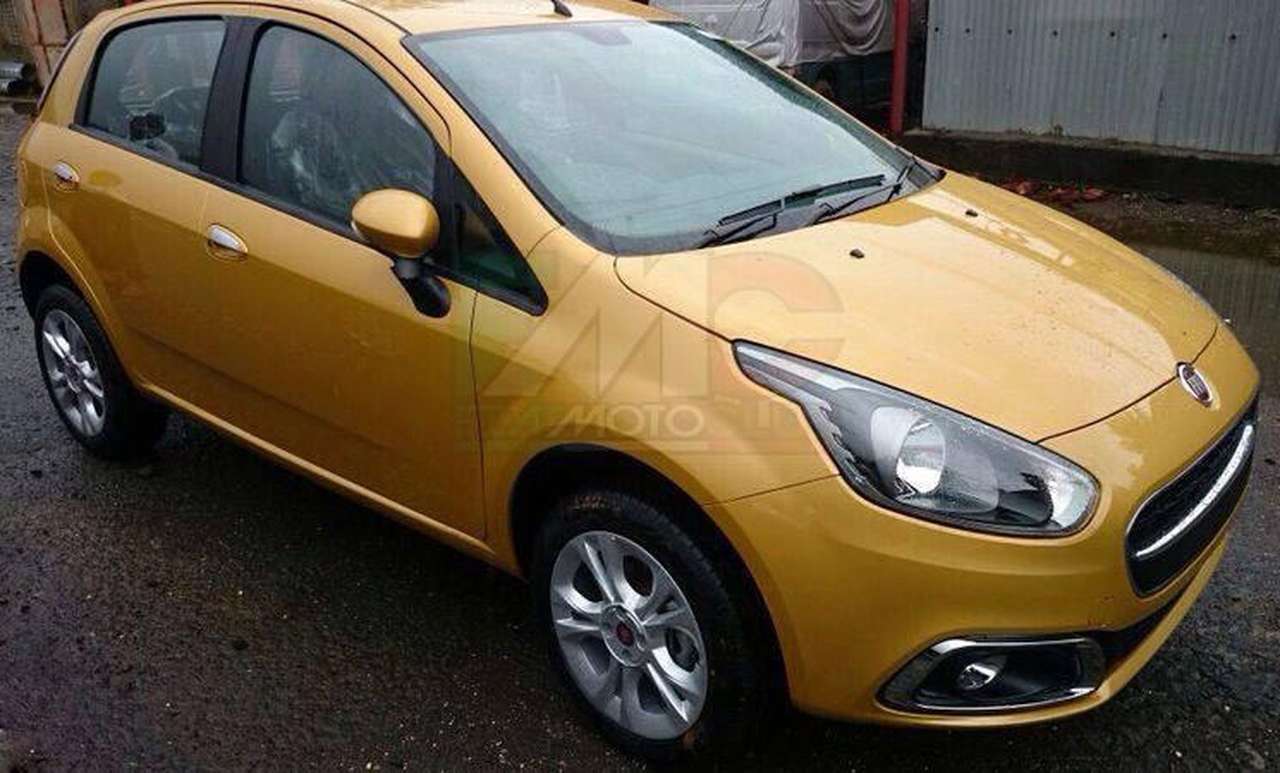 Шпионы застигли врасплох обновленный Fiat Punto